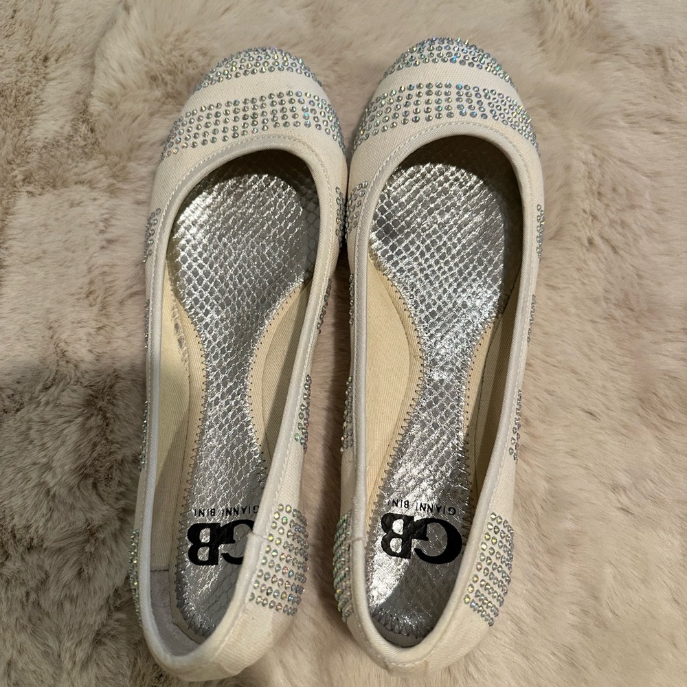 Women's White Rhinestone Flats